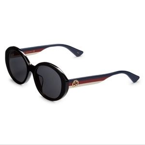 Authentic Gucci round Sunglasses like new condition